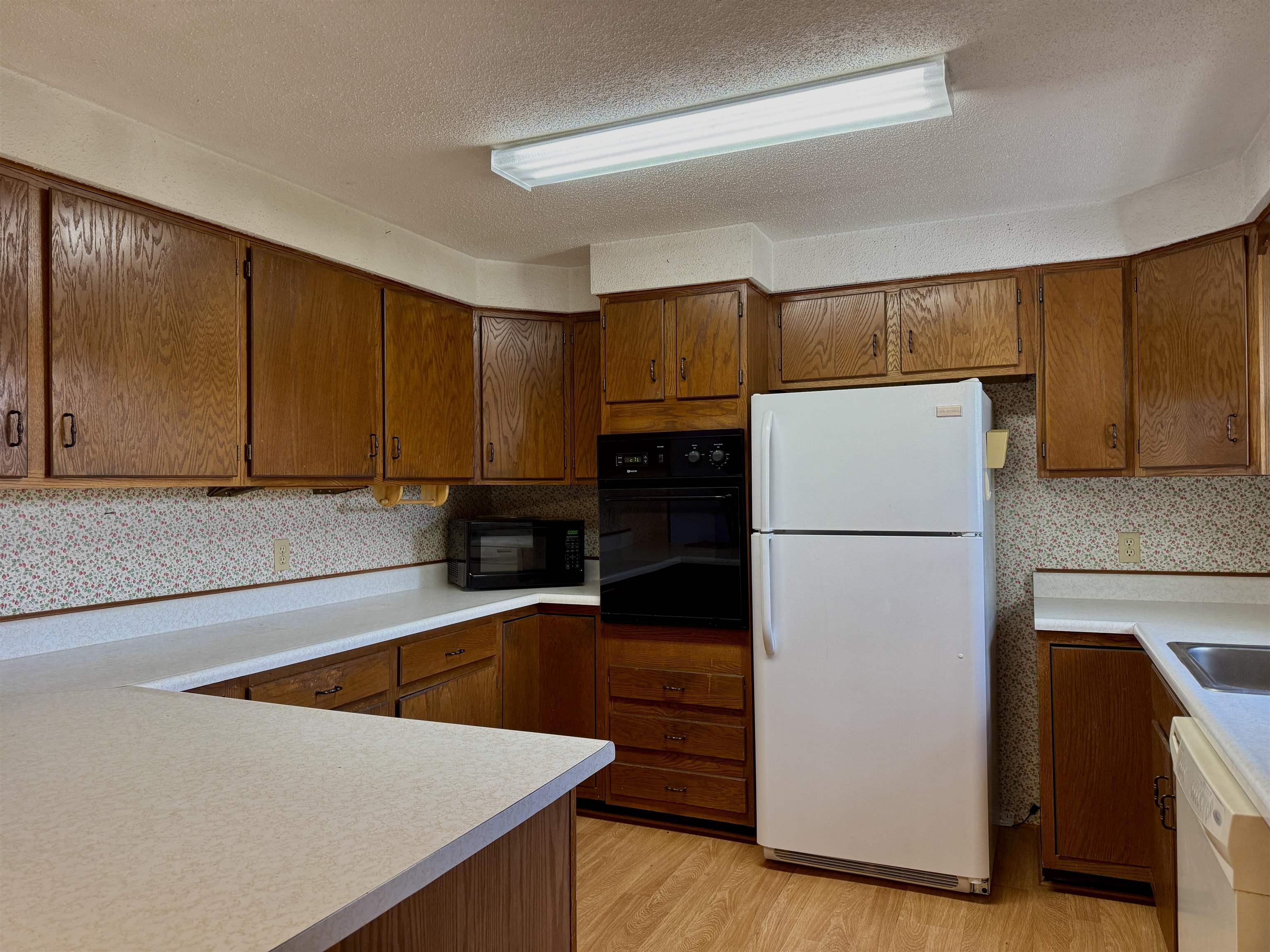 147 Highway 3 Stratford, NH 03590 - Photo 10 of 29