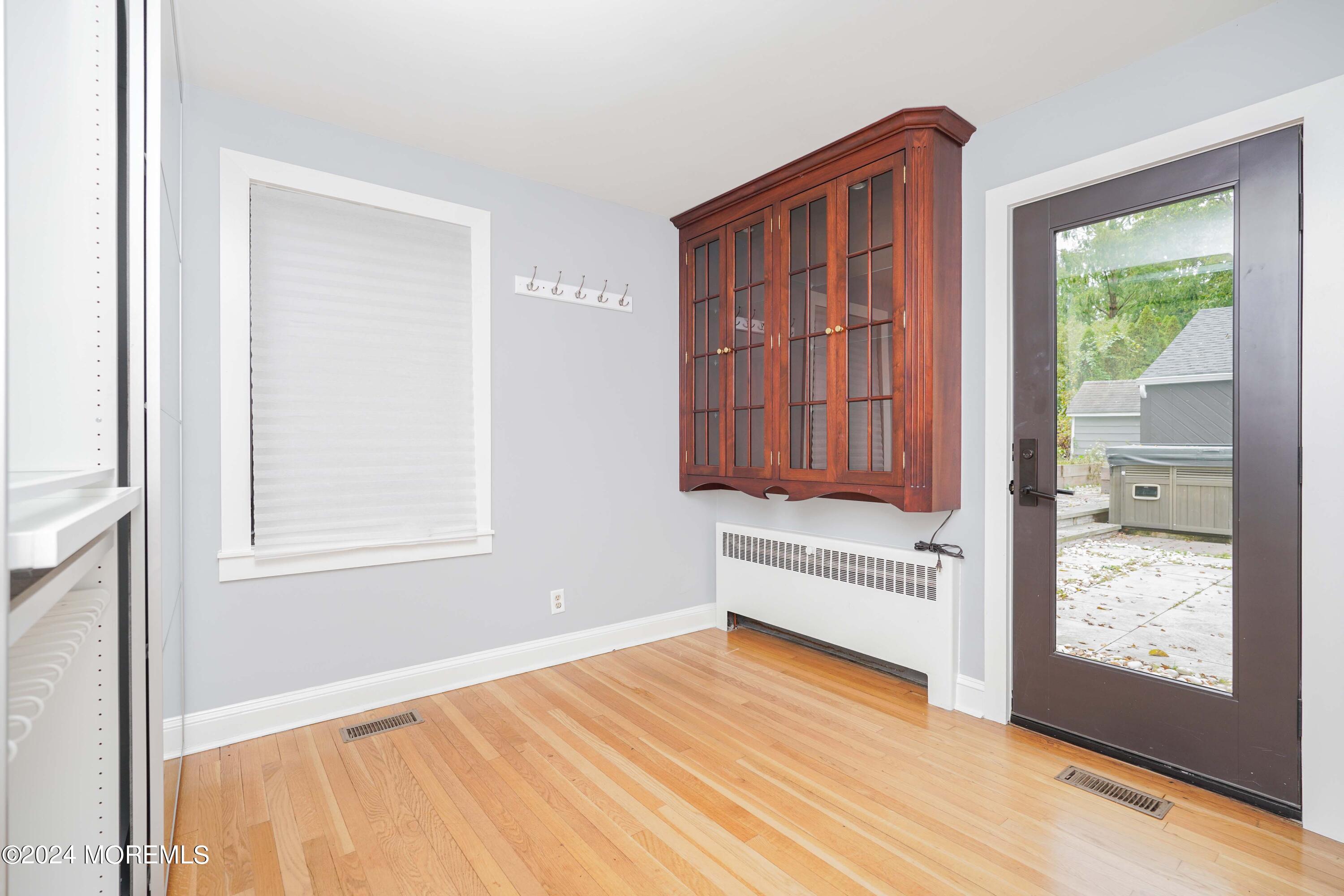 828 Kingston Road Princeton, NJ 08540 - Photo 16 of 34 Photo Oct 03 2024, 5 11 22 AM