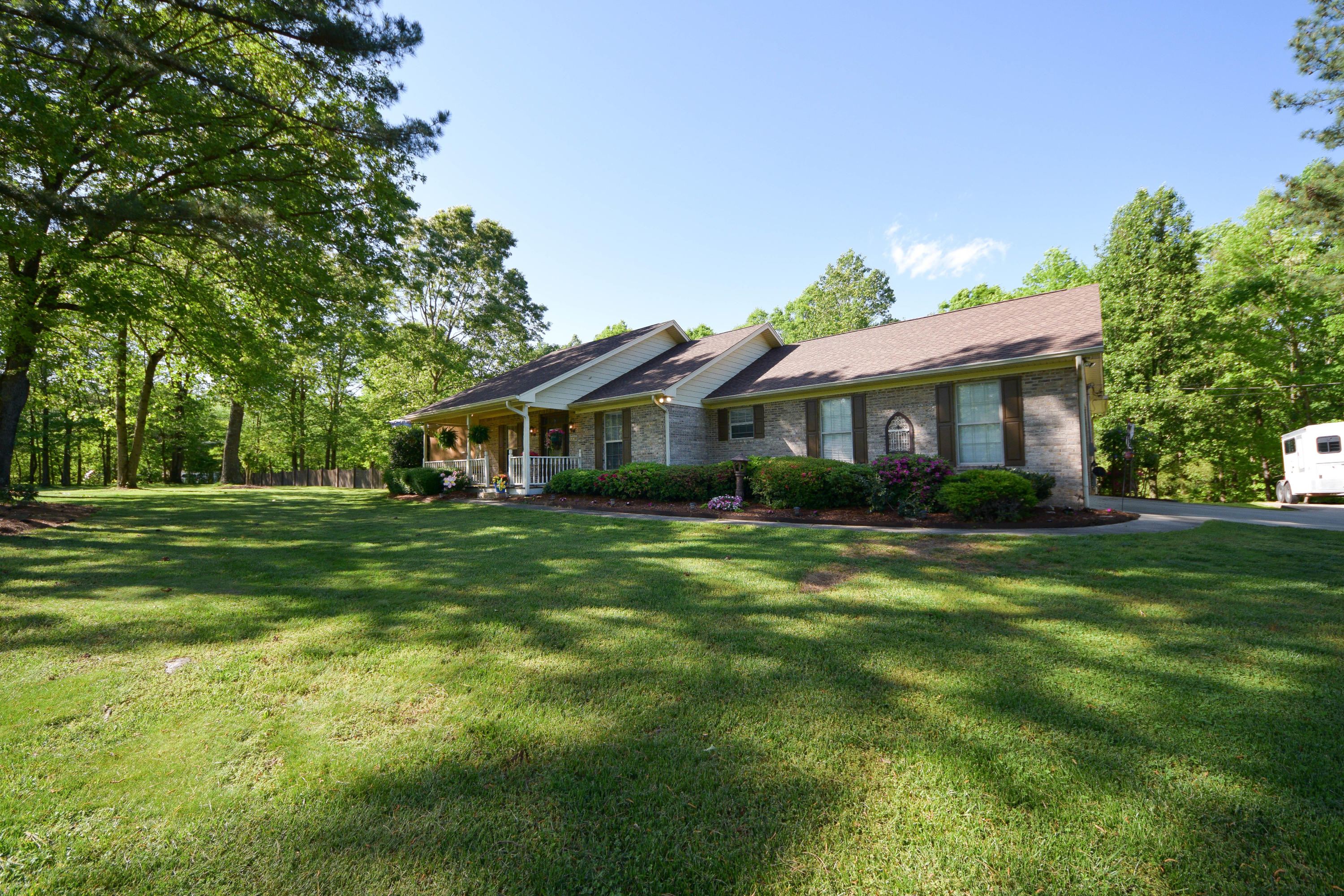 370 Davis Road Northwest Cleveland, TN 37312 - Photo 2 of 66 DSC_7115
