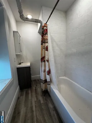 $2,100 | 250 Broad Avenue, Unit GRD, Leonia, NJ 07605