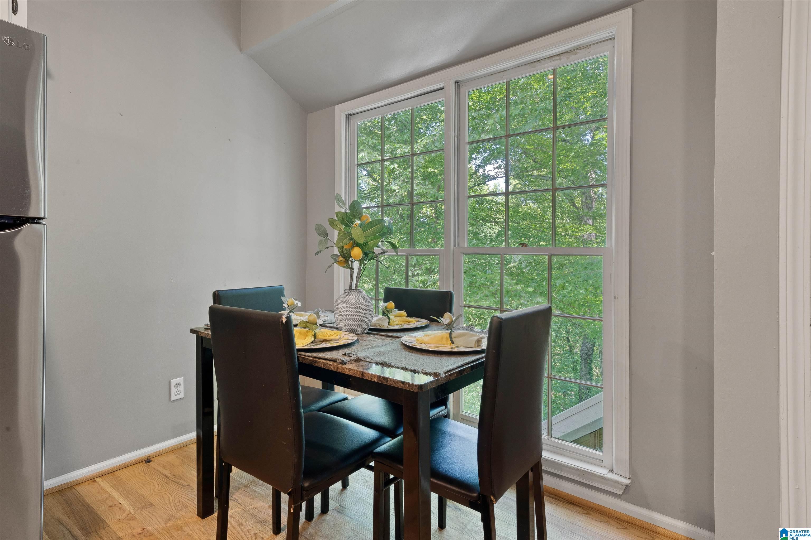 897 Mountain Ridge Drive Birmingham, AL 35209 - Photo 8 of 42