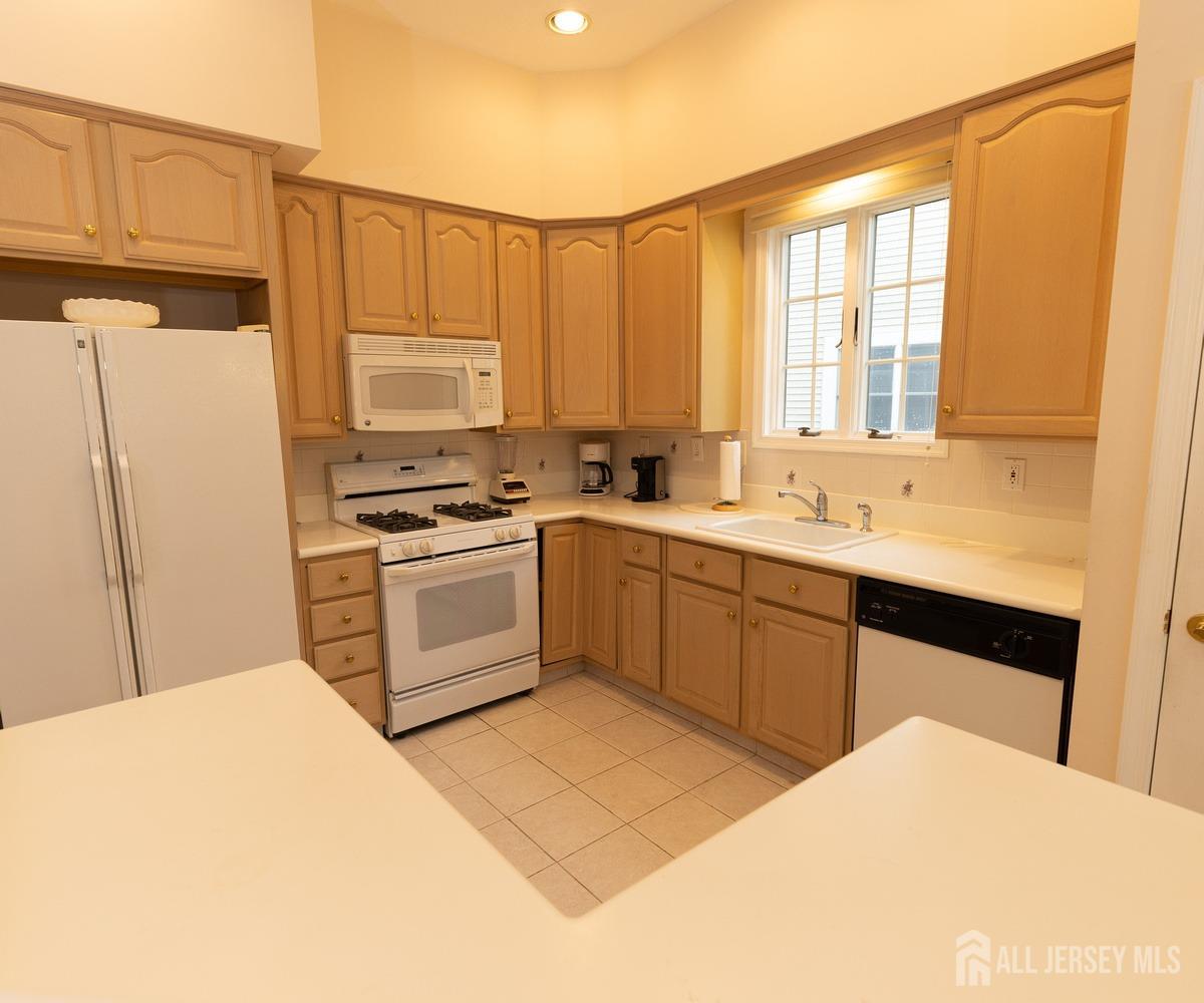56 Chichester Road Monroe Township, NJ 08831 - Photo 11 of 34 Gallery Image 11