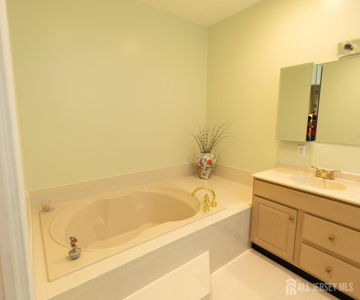 56 Chichester Road Monroe Township, NJ 08831 - Photo 23 of 34 Gallery Image 23