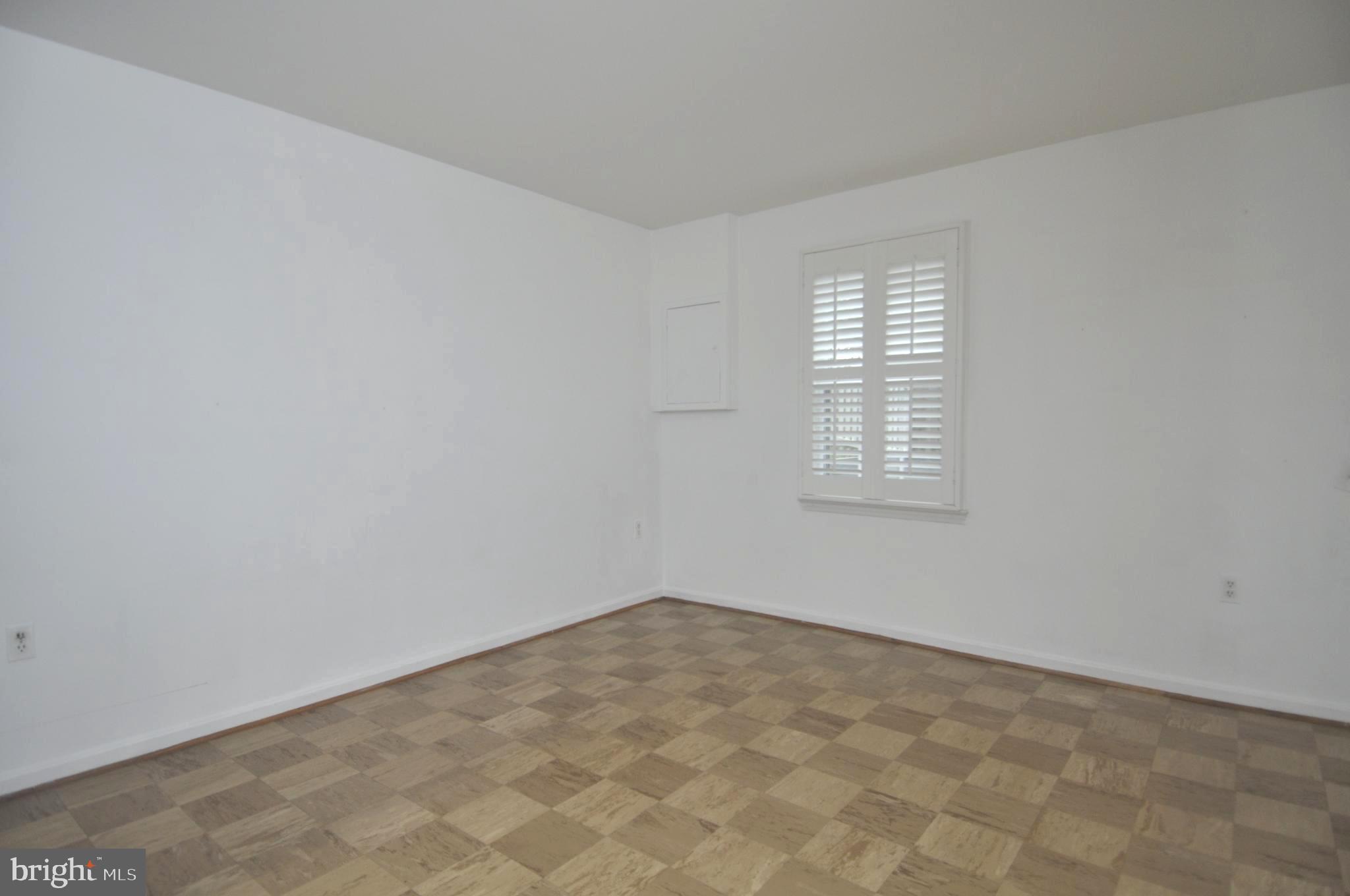 5850 Upton Street McLean, VA 22101 - Photo 27 of 31 Bedroom #4