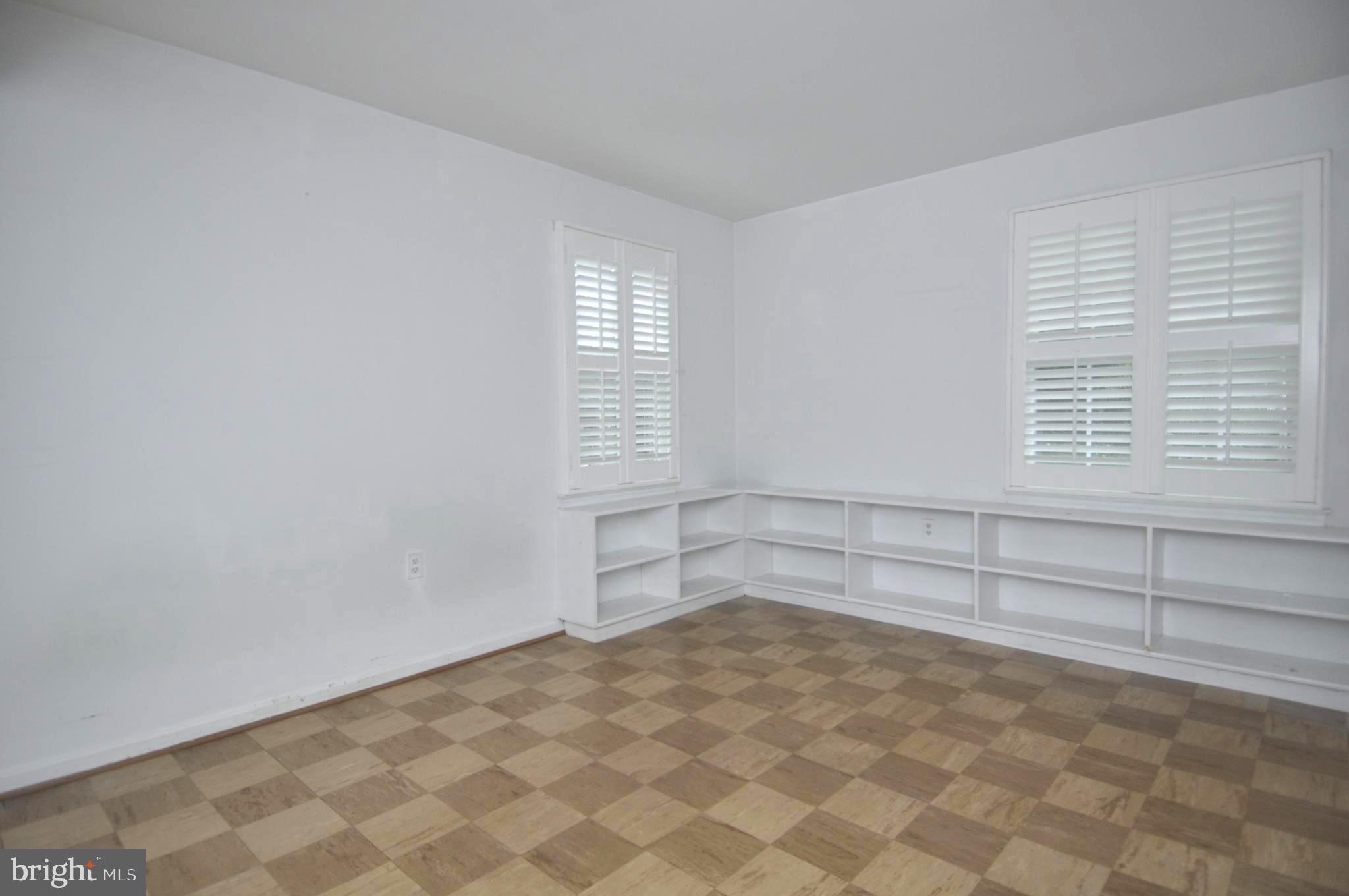 5850 Upton Street McLean, VA 22101 - Photo 28 of 31 Bedroom #5