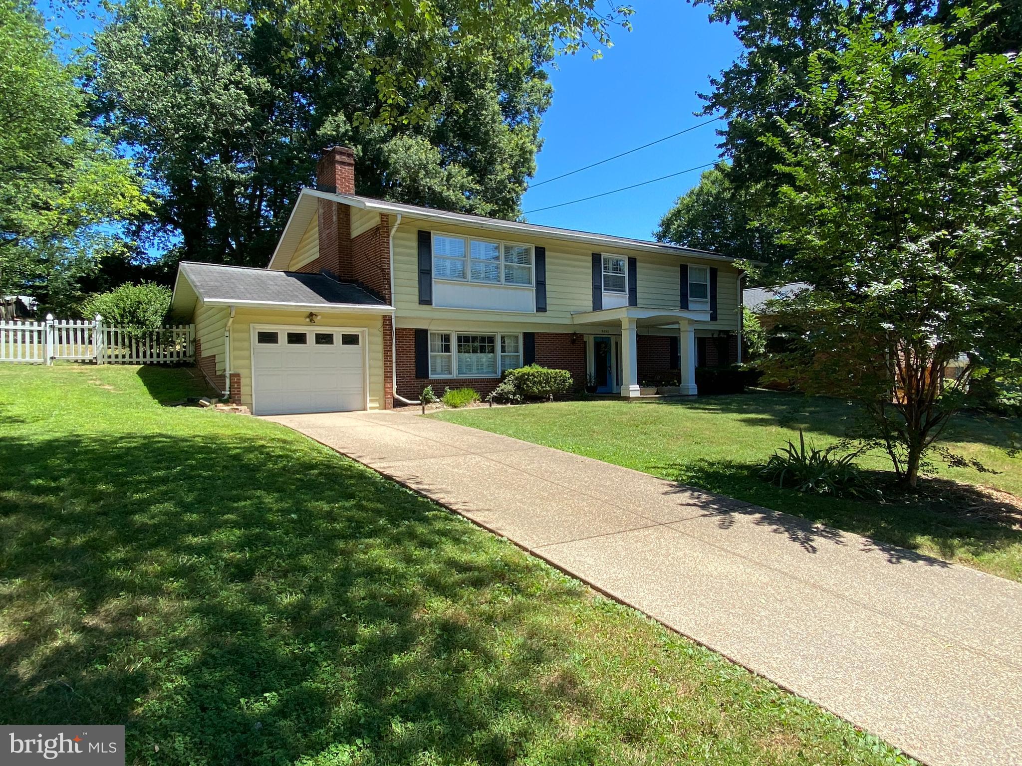 5850 Upton Street McLean, VA 22101 - Photo 3 of 31 No through traffic!