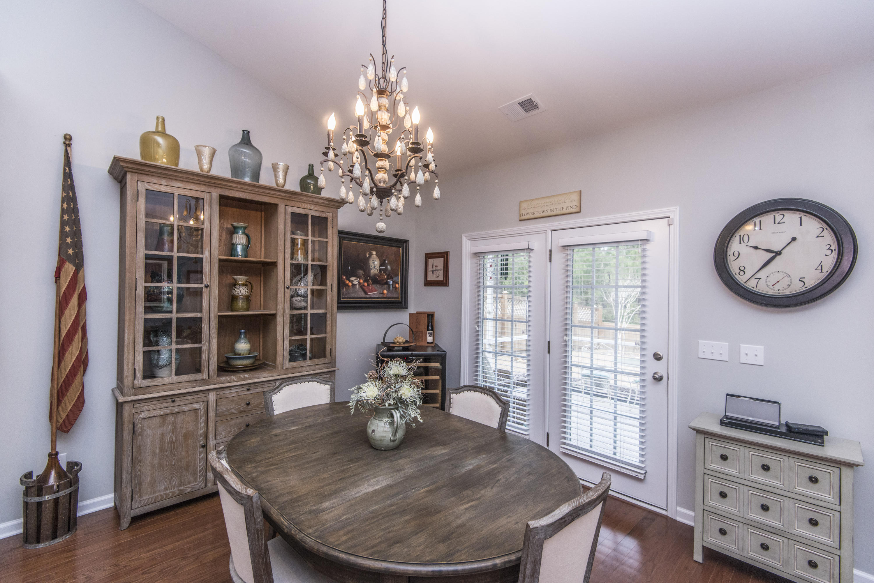 138 Royal Star Road Summerville, SC 29486 - Photo 13 of 48 138 Dining-2