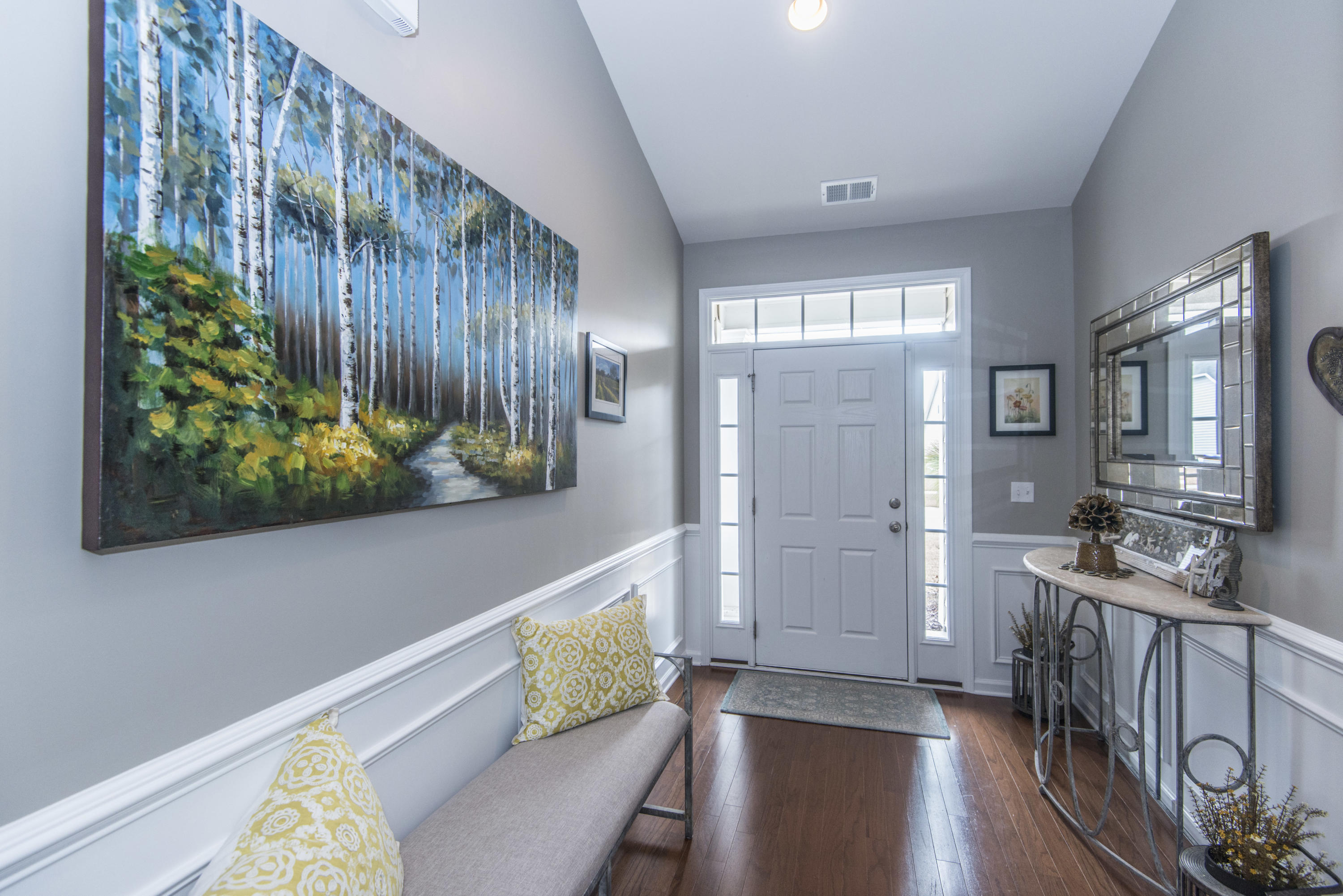 138 Royal Star Road Summerville, SC 29486 - Photo 22 of 48 138 Foyer