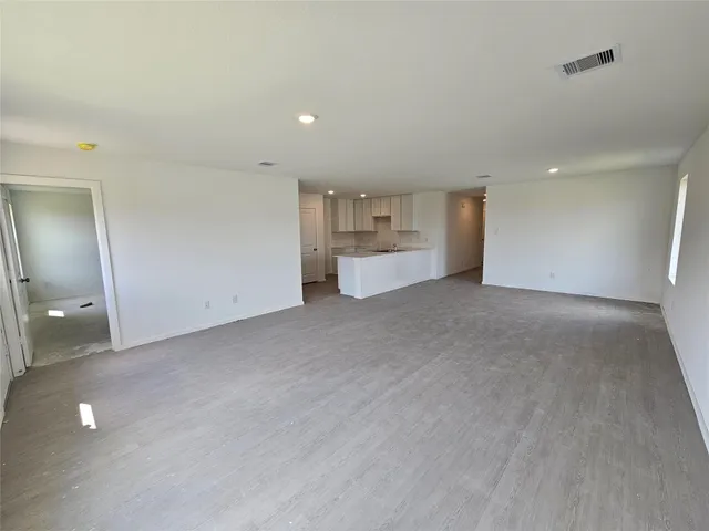 $1,950 | 10228 Prairie Dunes Lane, Cleveland, TX 77327