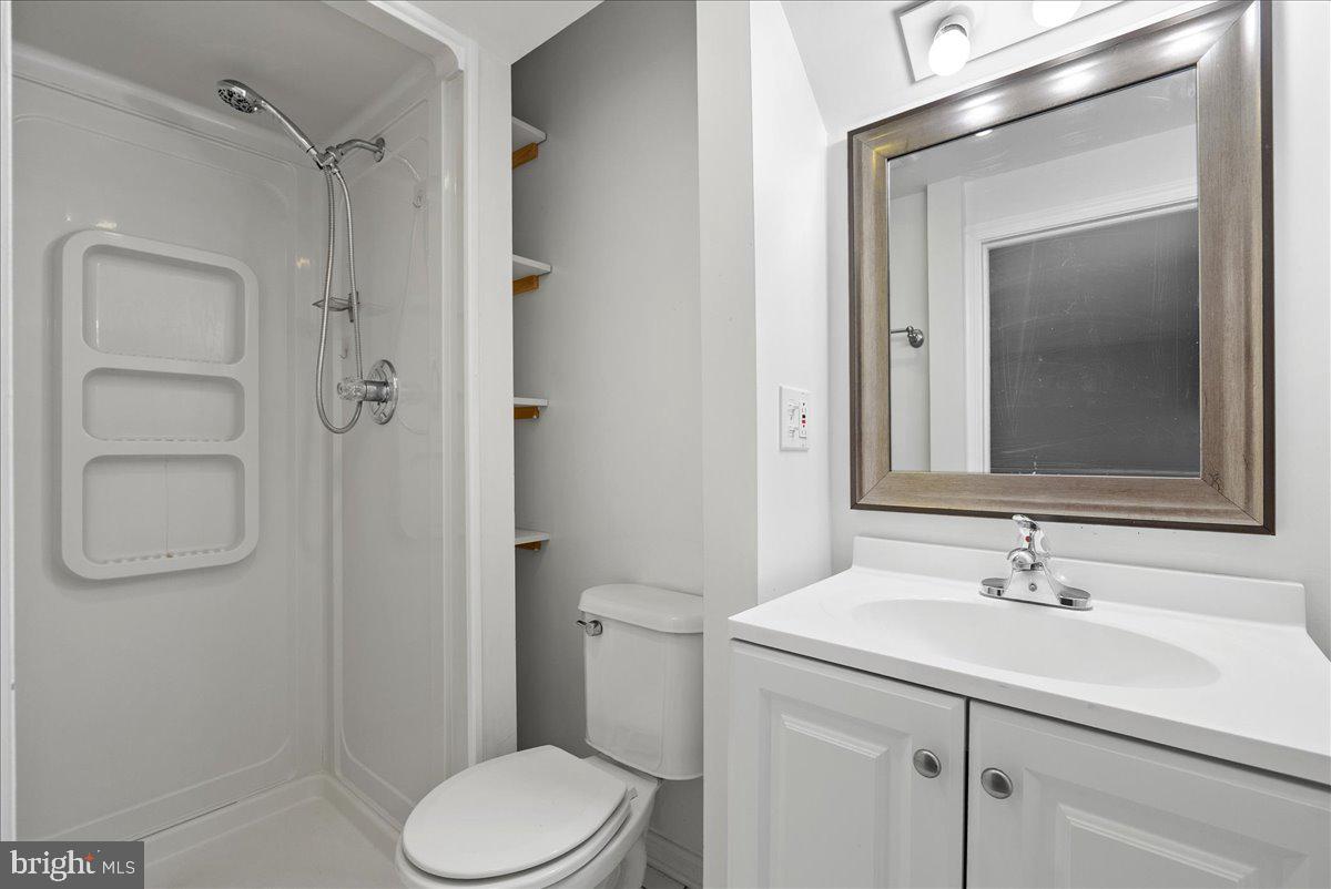 2146 Golf Course Drive Reston, VA 20191 - Photo 16 of 26