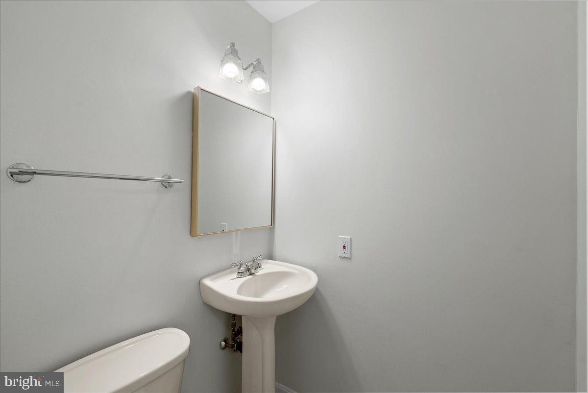 2146 Golf Course Drive Reston, VA 20191 - Photo 22 of 26