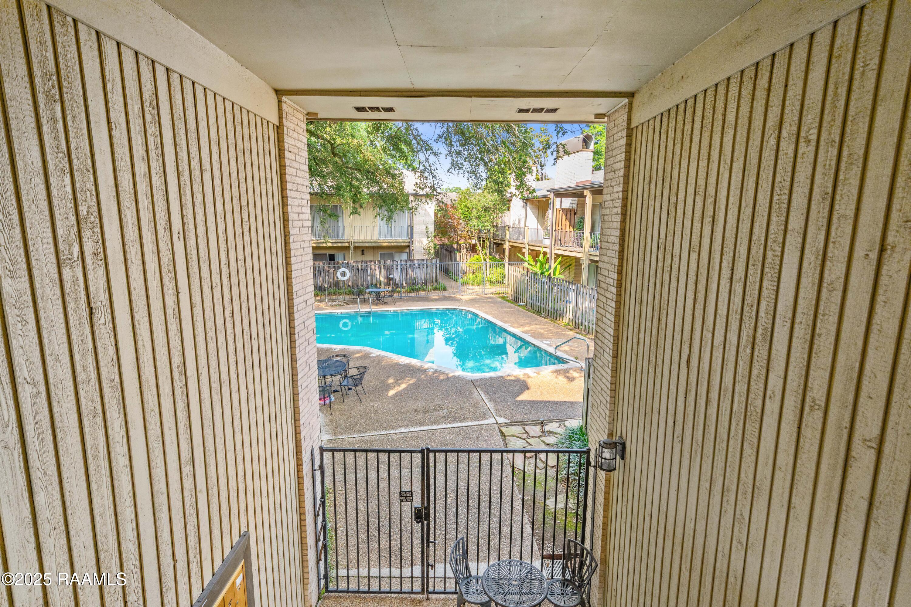 1008 South College Road, Unit 205 Lafayette, LA 70503 - Photo 4 of 24 1008SCollege205-3