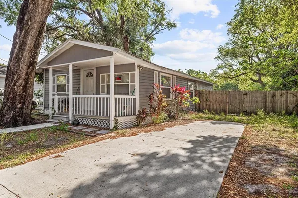 $1,699 | 8303 North 11th Street, Tampa, FL 33604