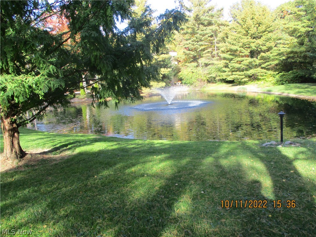 666 Hampton Ridge Drive Akron, OH 44313 - Photo 2 of 32 Gallery Image 2
