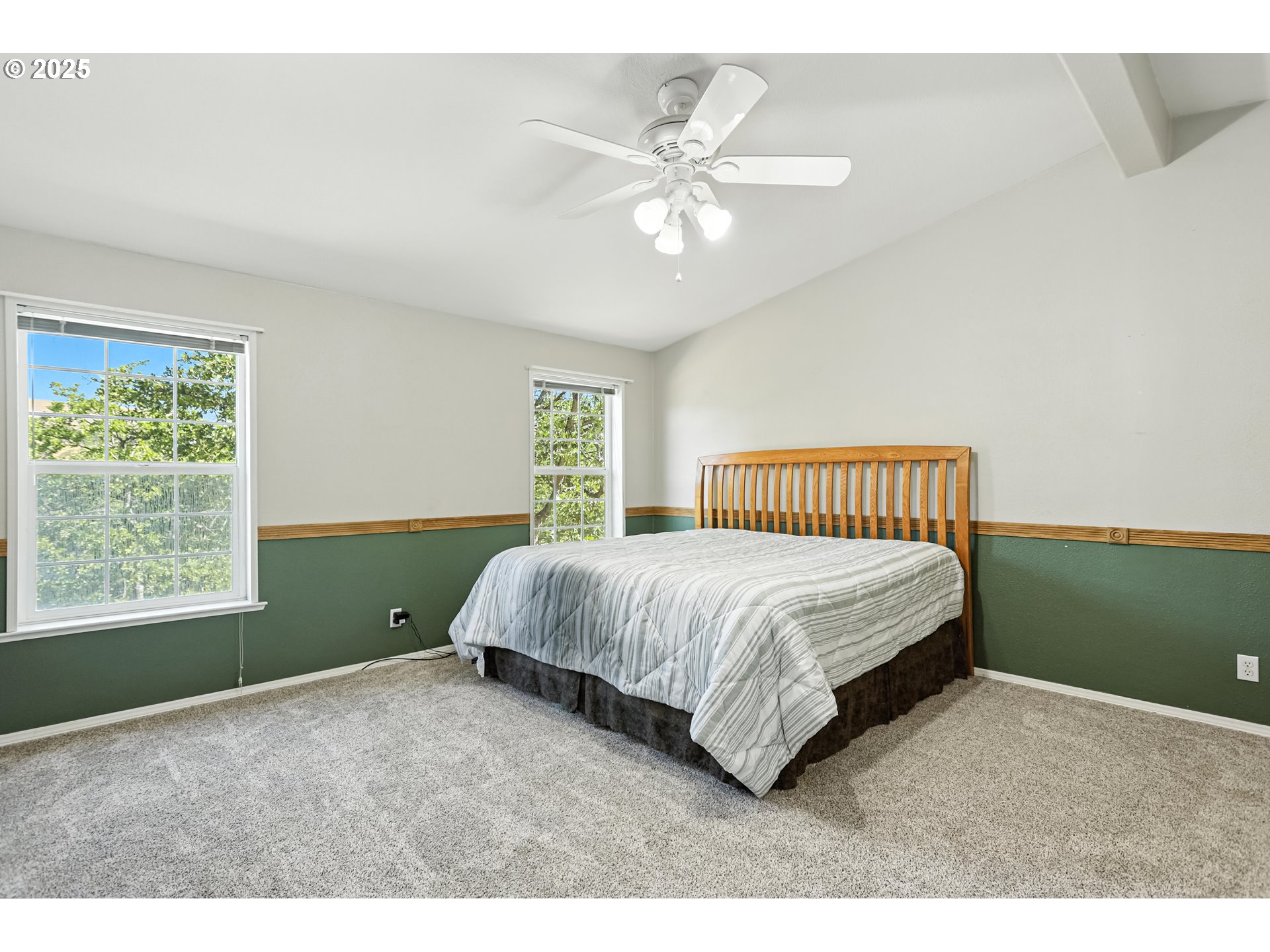 6305 Cherry Heights Road The Dalles, OR 97058 - Photo 24 of 48 Primary Bedroom