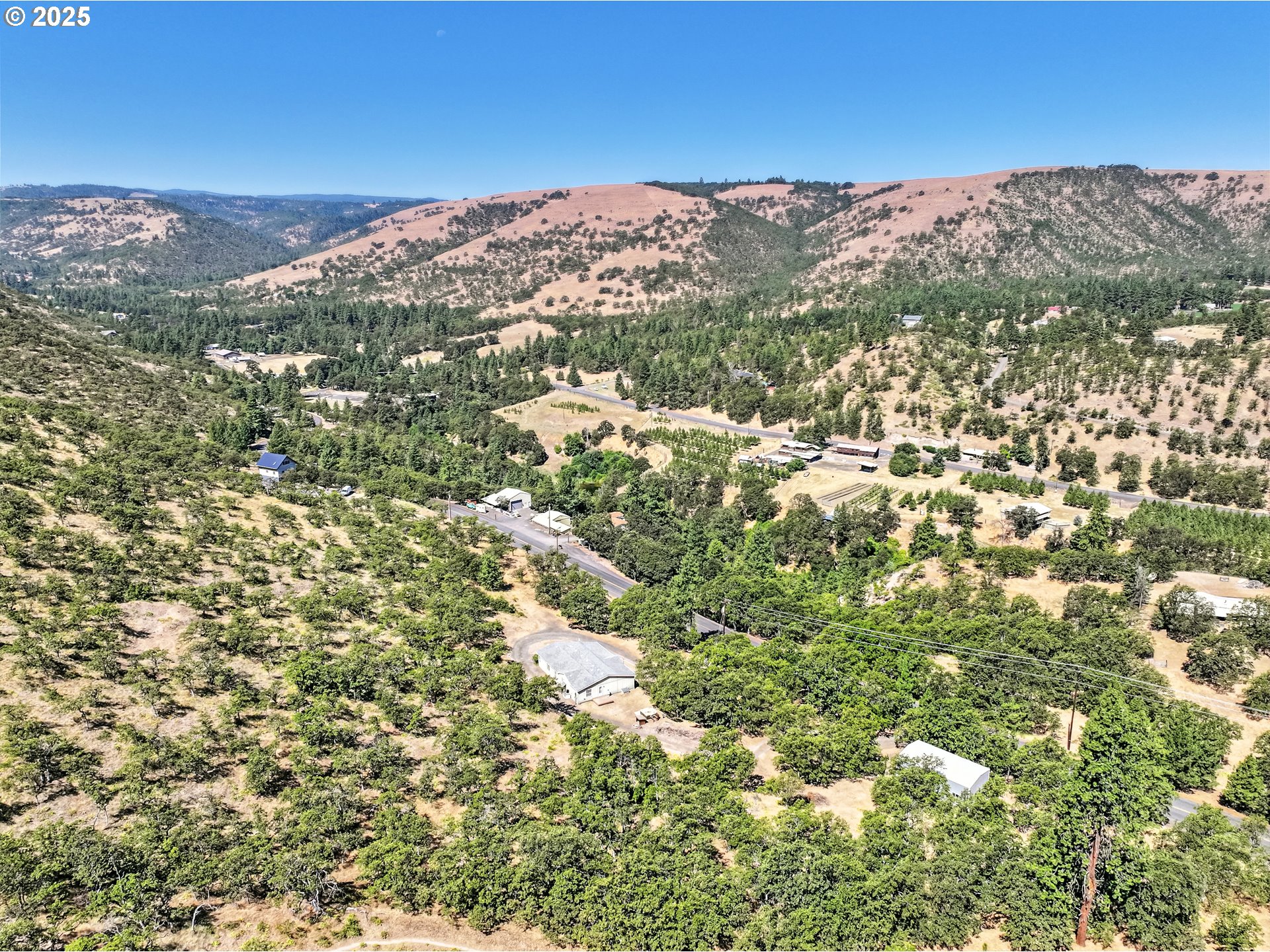 6305 Cherry Heights Road The Dalles, OR 97058 - Photo 43 of 48