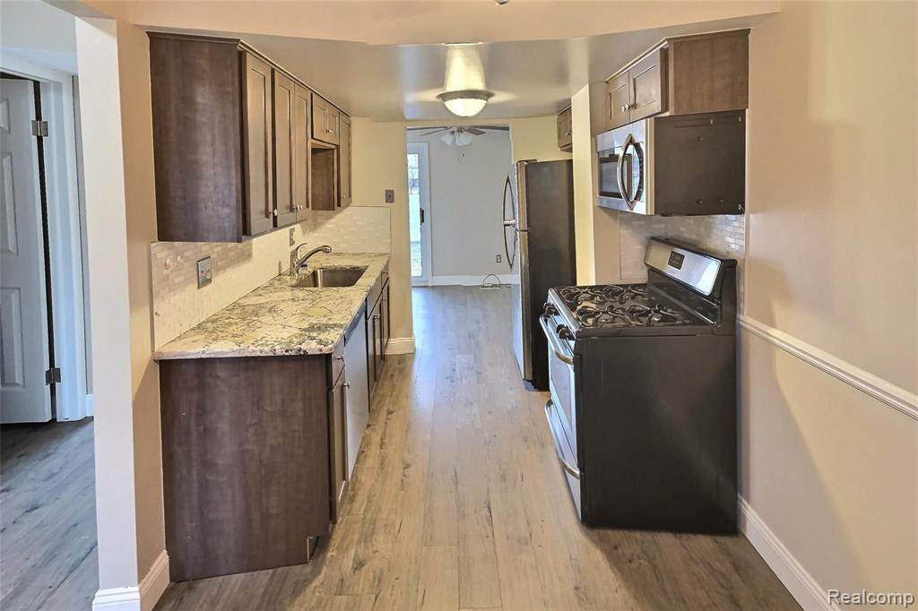 12787 Ronda Drive Southgate, MI 48195 - Photo 10 of 27