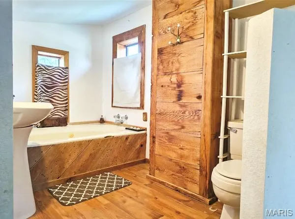 $67,500 | 1408 Pine Street, Dexter, MO 63841