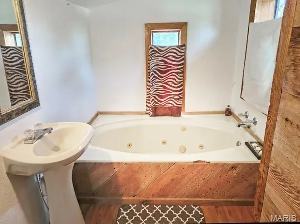 $67,500 | 1408 Pine Street, Dexter, MO 63841