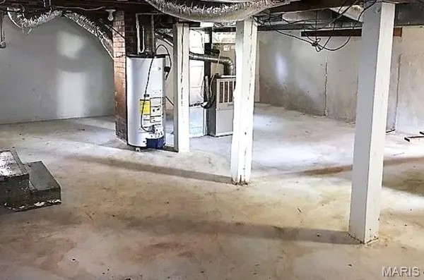 $67,500 | 1408 Pine Street, Dexter, MO 63841