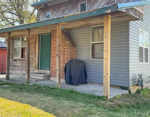 $67,500 | 1408 Pine Street, Dexter, MO 63841