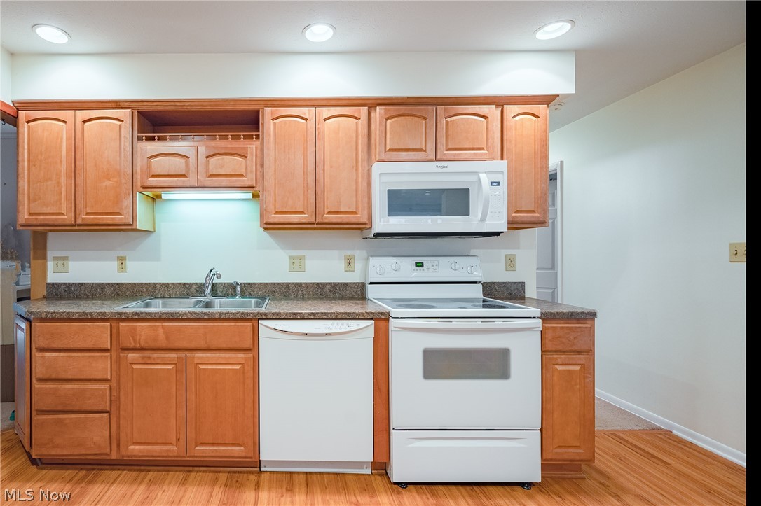4825 Roadoan Road Cleveland, OH 44144 - Photo 11 of 29 Gallery Image 11