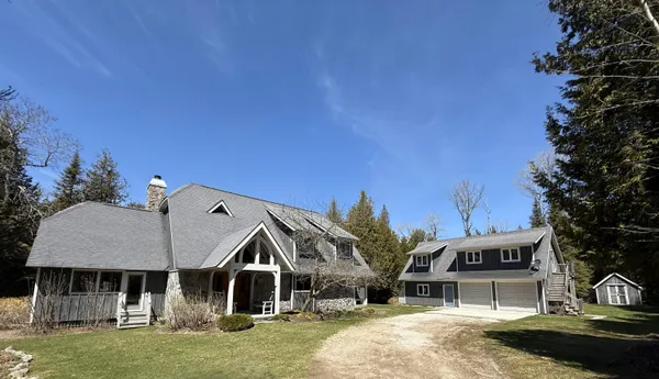 $800,000 | 36335 East Makinen Road, Drummond Island, MI 49726
