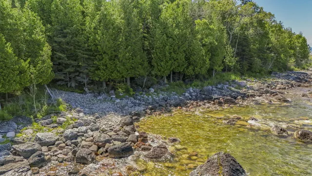 $800,000 | 36335 East Makinen Road, Drummond Island, MI 49726