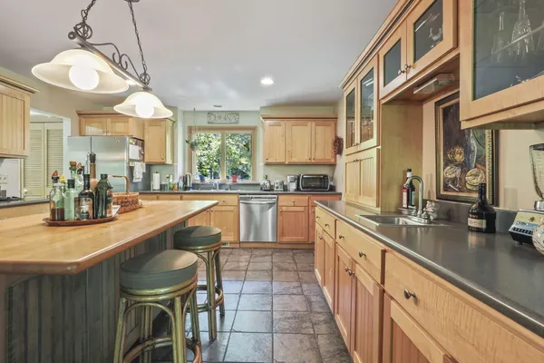 $800,000 | 36335 East Makinen Road, Drummond Island, MI 49726