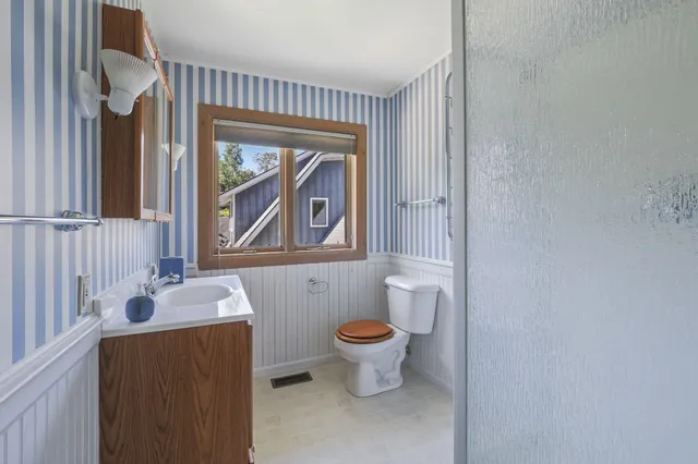 $800,000 | 36335 East Makinen Road, Drummond Island, MI 49726