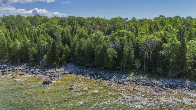 $800,000 | 36335 East Makinen Road, Drummond Island, MI 49726