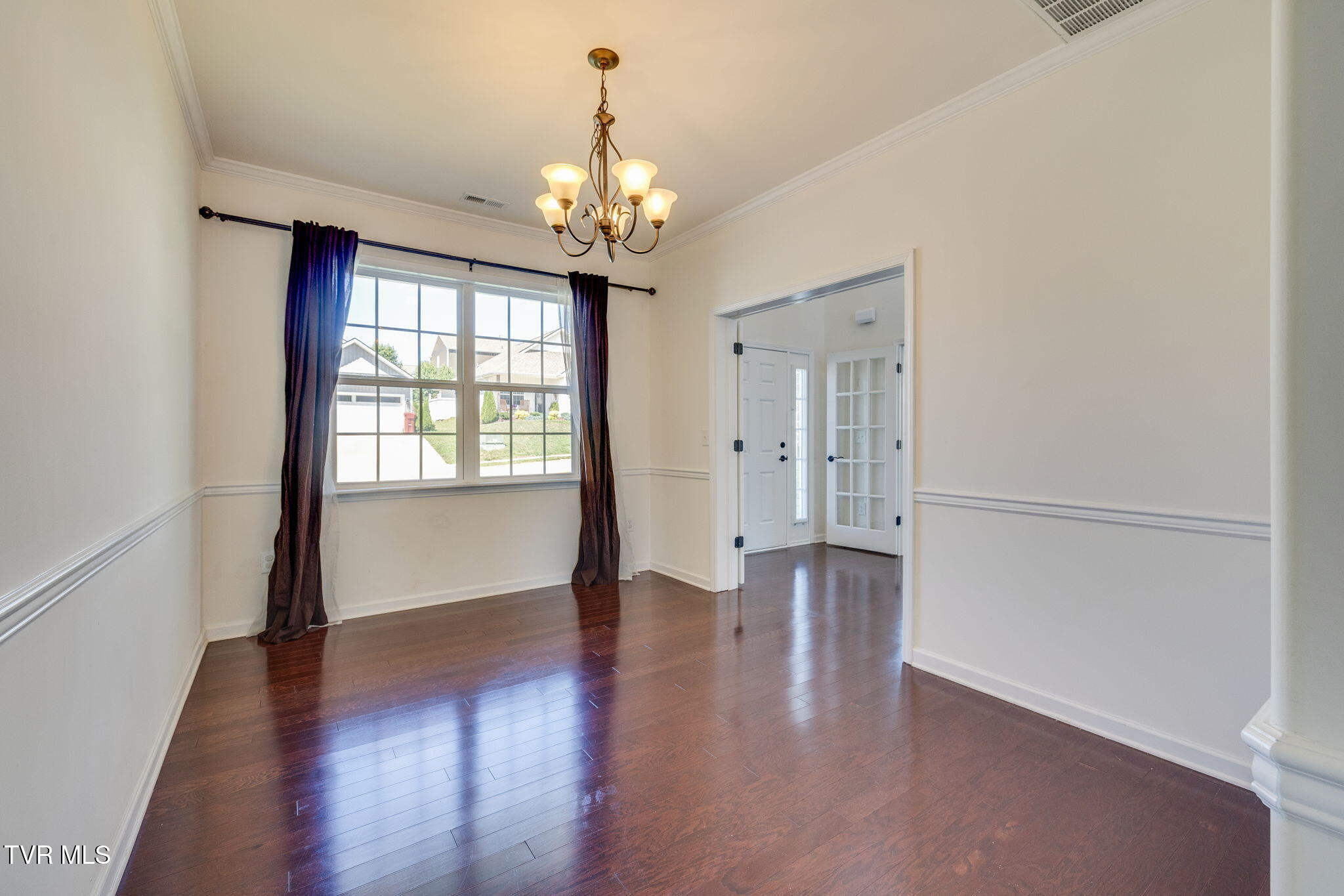587 Suffolk Road Johnson City, TN 37615 - Photo 20 of 56 020