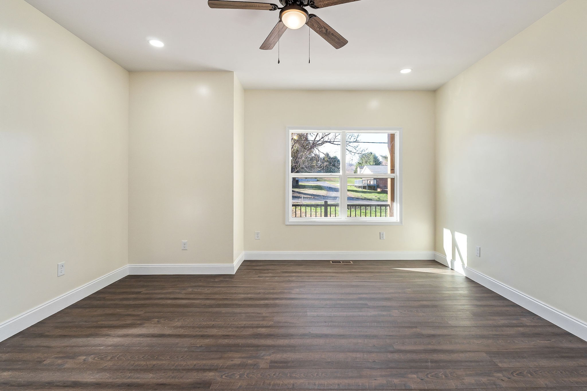 1074 North Spring Street Sparta, TN 38583 - Photo 19 of 38 Gallery Image 19