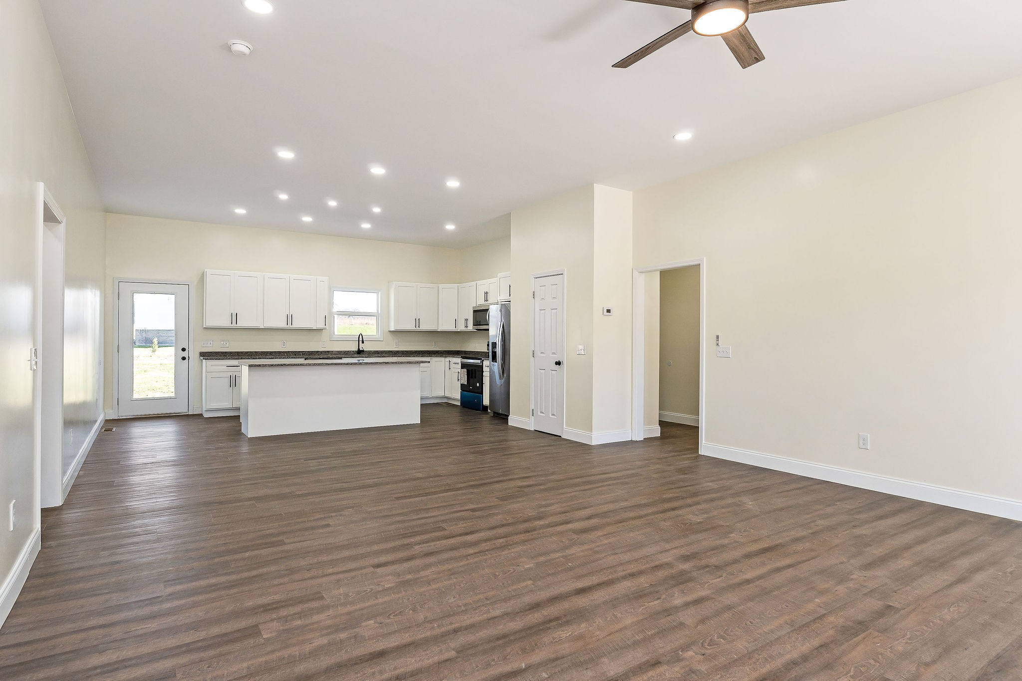 1074 North Spring Street Sparta, TN 38583 - Photo 8 of 38 Gallery Image 8