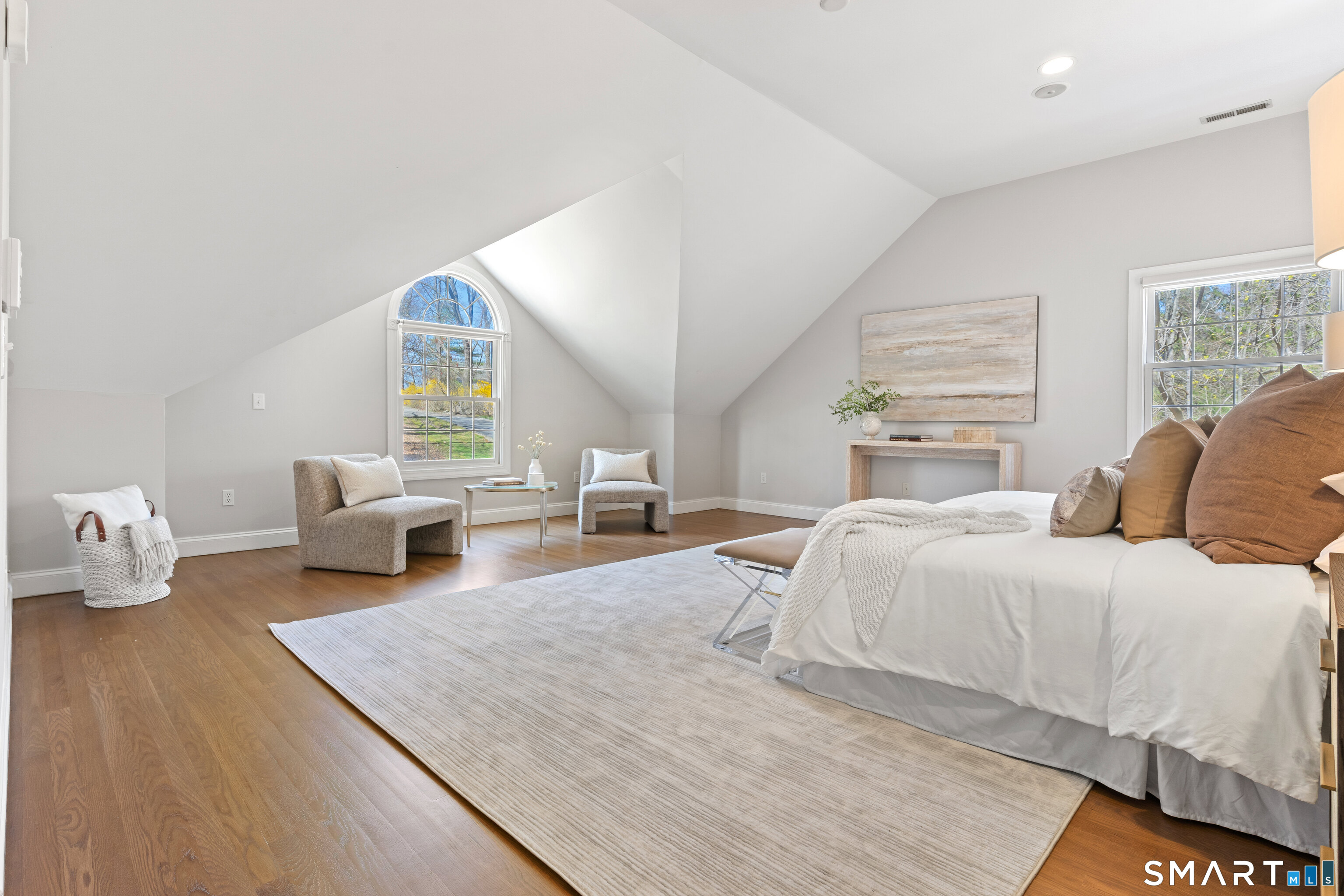 350 Chestnut Hill Road Norwalk, CT 06851 - Photo 21 of 37 A grand Primary Bedroom suite with vaulted ceiling.