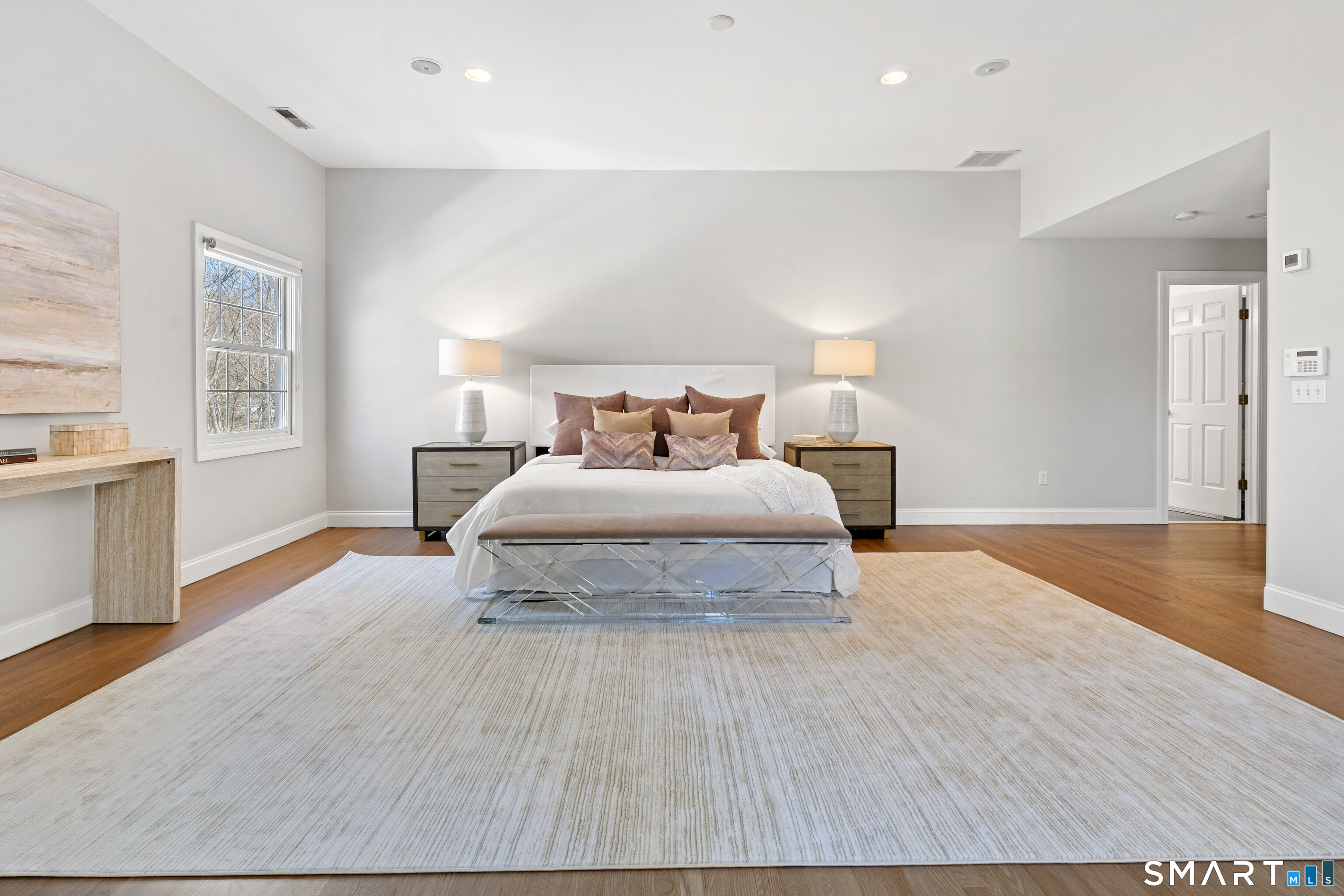 350 Chestnut Hill Road Norwalk, CT 06851 - Photo 22 of 37