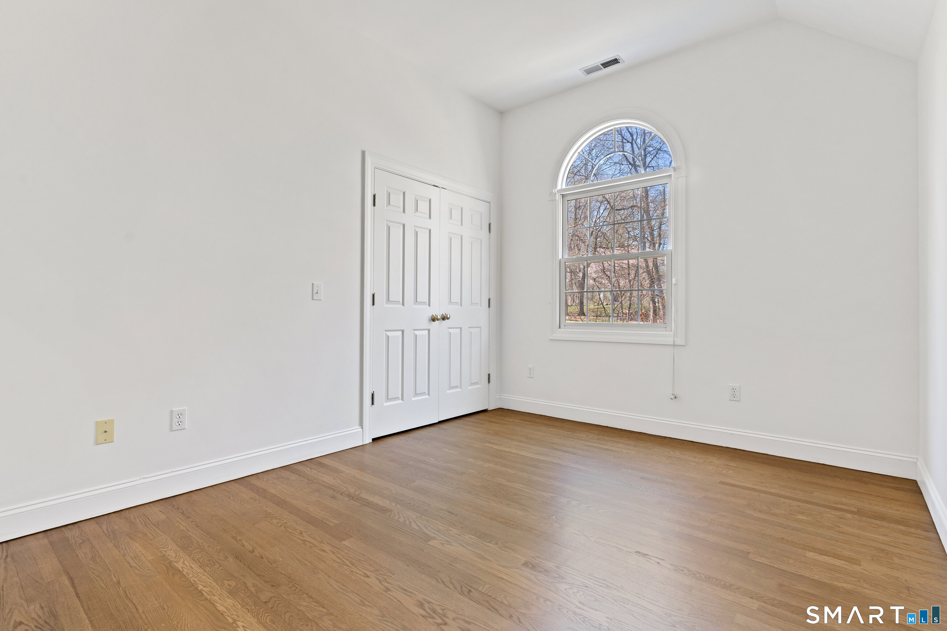 350 Chestnut Hill Road Norwalk, CT 06851 - Photo 28 of 37 2nd BR