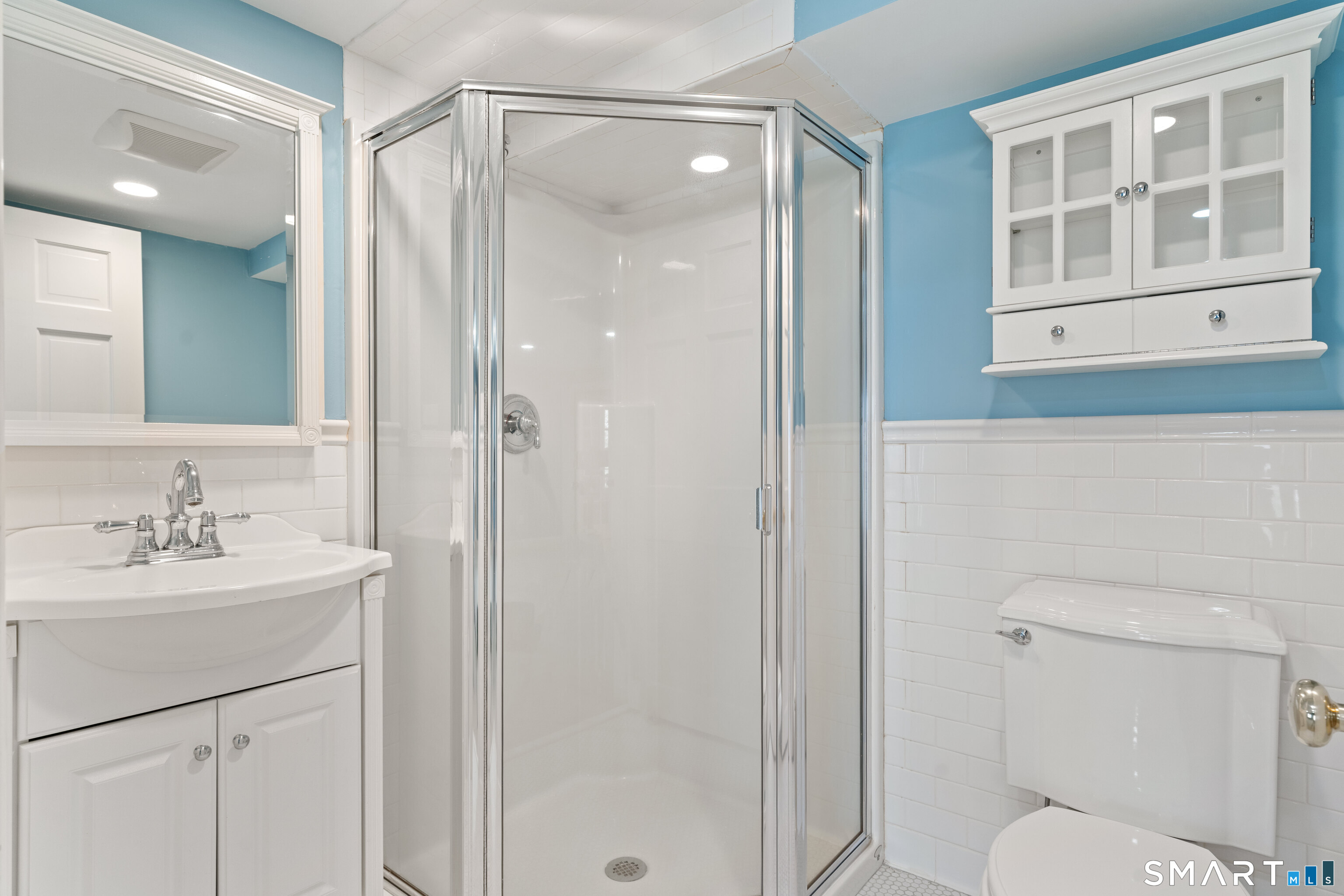 350 Chestnut Hill Road Norwalk, CT 06851 - Photo 35 of 37 Full bath in Lower level