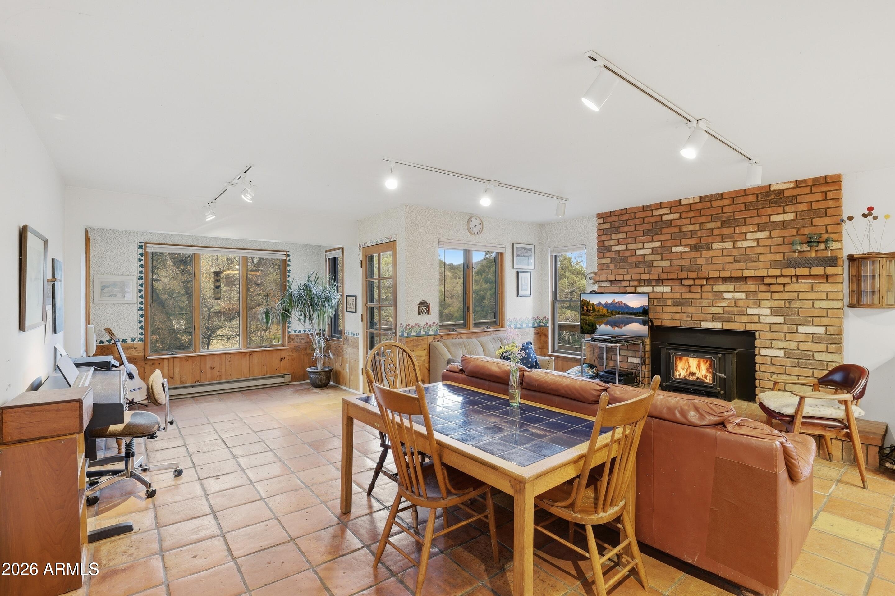 8135 West Gibson Ranch Road Payson, AZ 85541 - Photo 2 of 43 Living Room (1)
