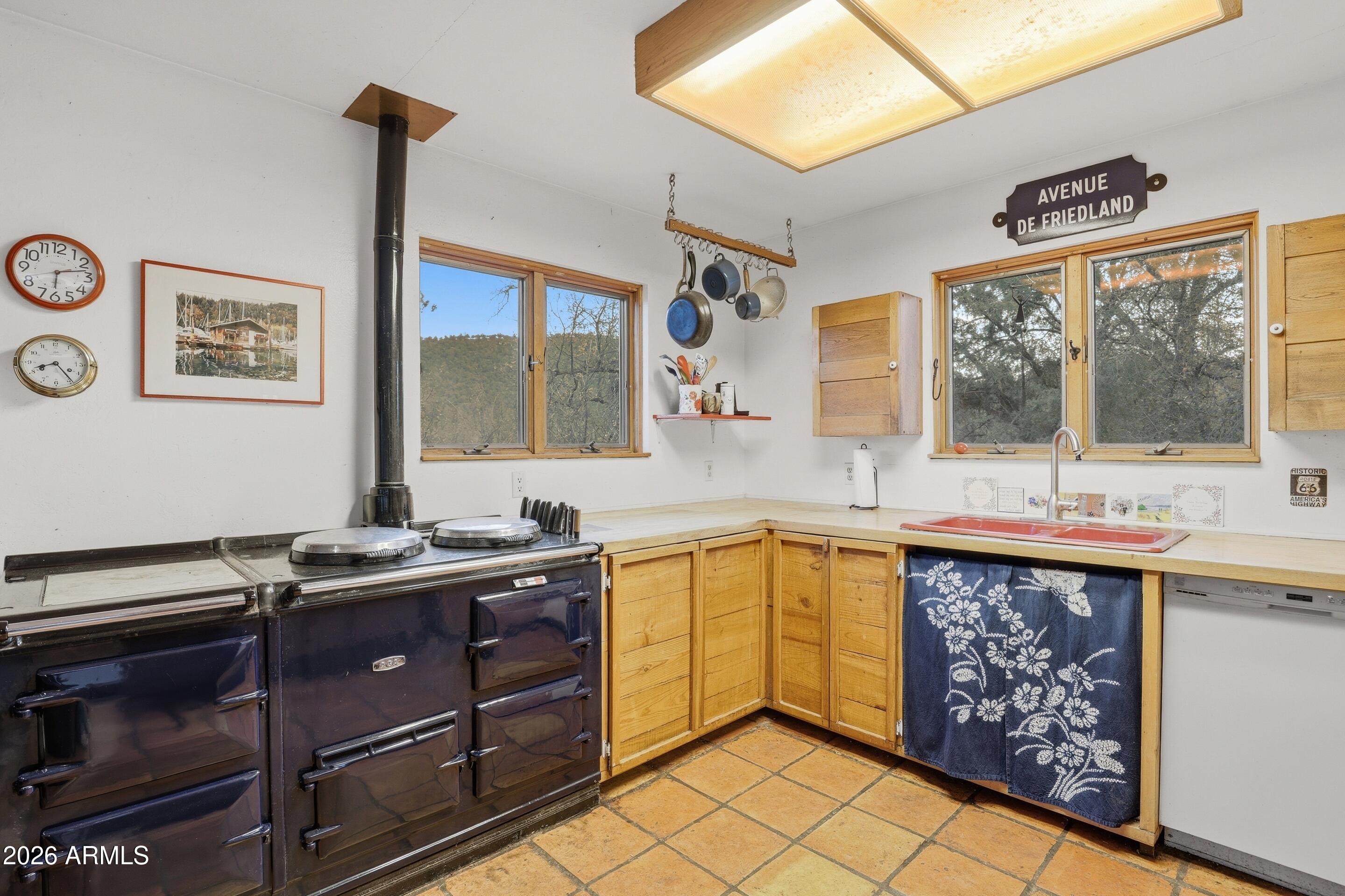 8135 West Gibson Ranch Road Payson, AZ 85541 - Photo 6 of 43 Kitchen
