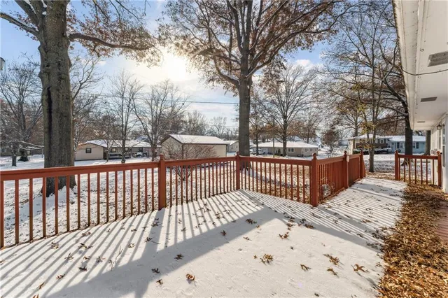 $149,900 | 502 Crest Drive, Sweet Springs, MO 65351