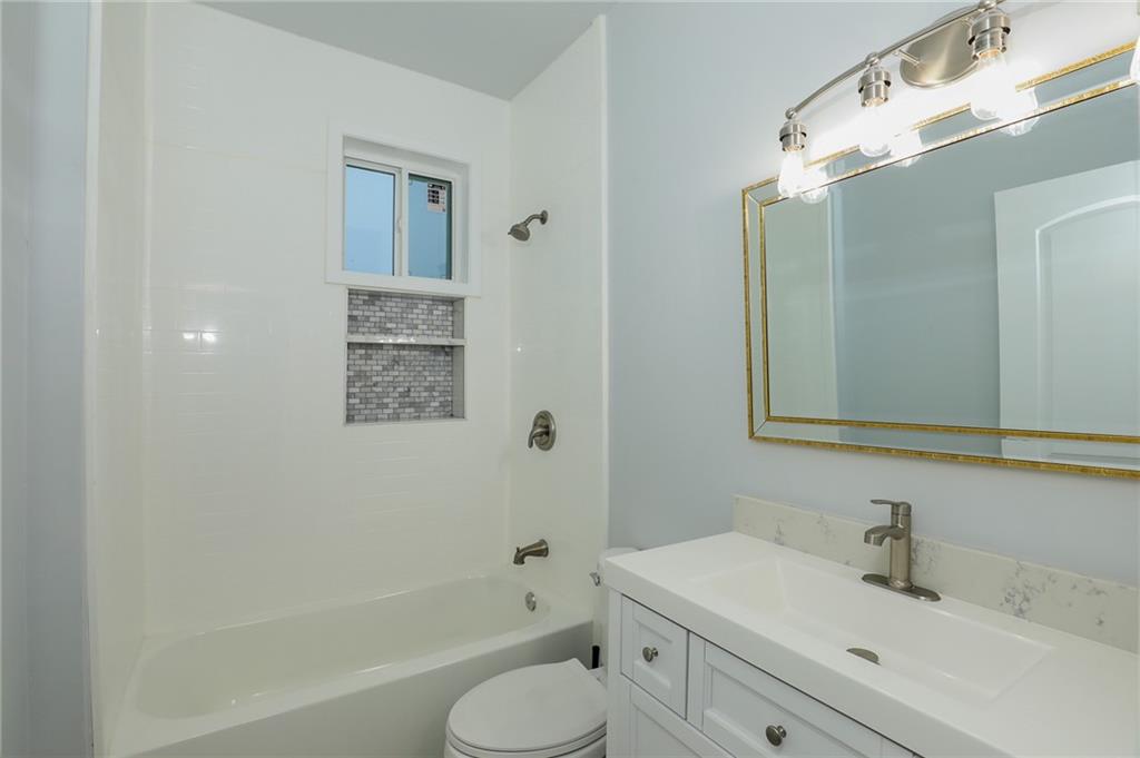 1220 Hightower Road Northwest Atlanta, GA 30318 - Photo 13 of 15