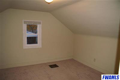 122 North 16th Street Decatur, IN 46733 - Photo 13 of 17
