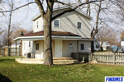 122 North 16th Street Decatur, IN 46733 - Photo 4 of 17