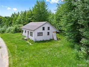 800 Obrien Road Mayville, MI 48744 - Photo 16 of 21 4-1.jpg