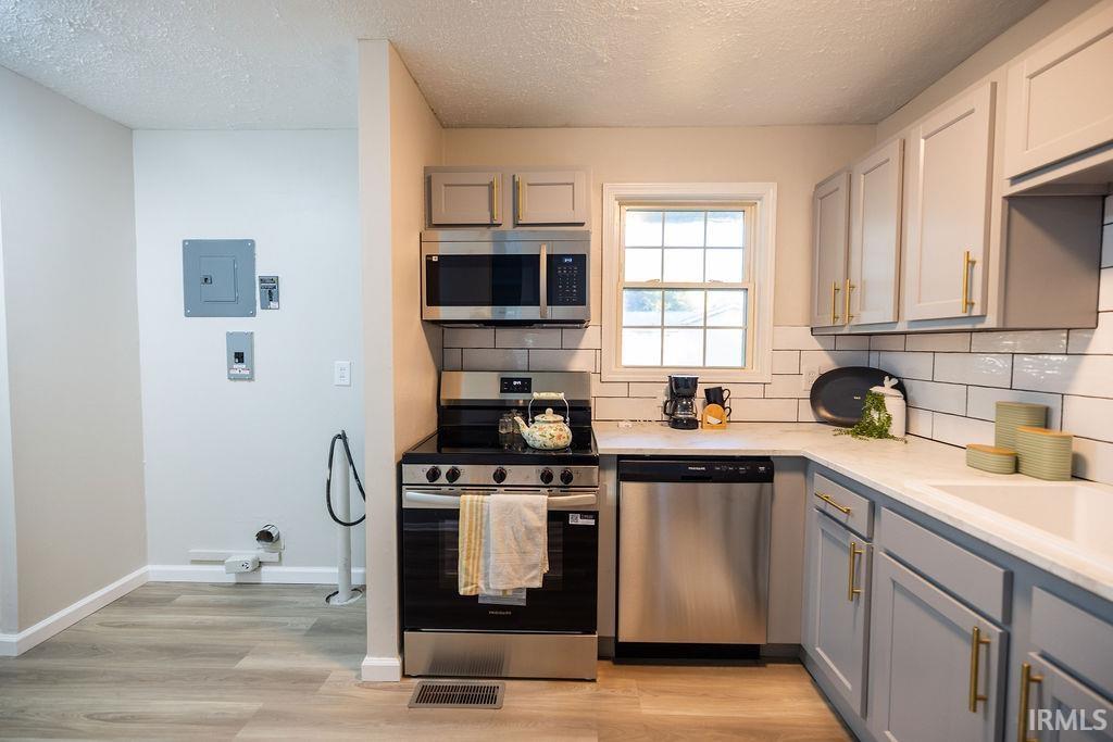 201 North Shellbark Road Muncie, IN 47304 - Photo 14 of 36