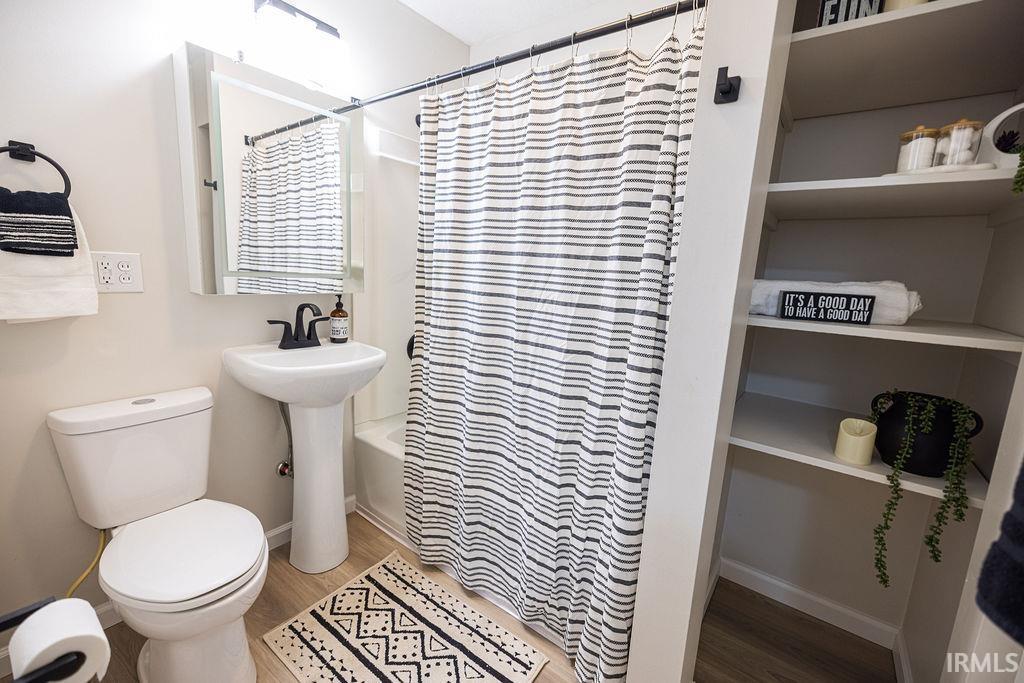 201 North Shellbark Road Muncie, IN 47304 - Photo 18 of 36