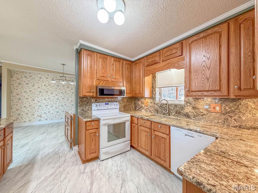 4126 Fountain City Road De Soto, MO 63020 - Photo 8 of 50