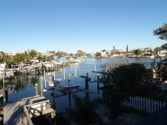 $1,390,000 | 14975 1st Street East, Madeira Beach, FL 33708