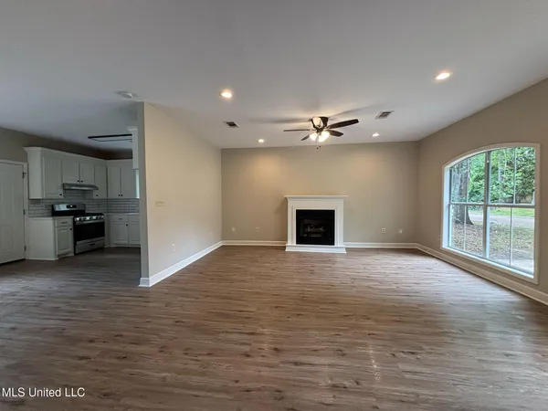 $139,000 | 4832 Woodmont Drive, Jackson, MS 39206